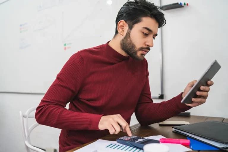 BCom students studying accounting and finance in a modern university classroom